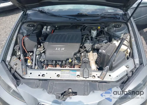 2005 Pontiac Grand Prix Gxp z USA, uszkodzony, nr VIN 2G2WC52CX51351102